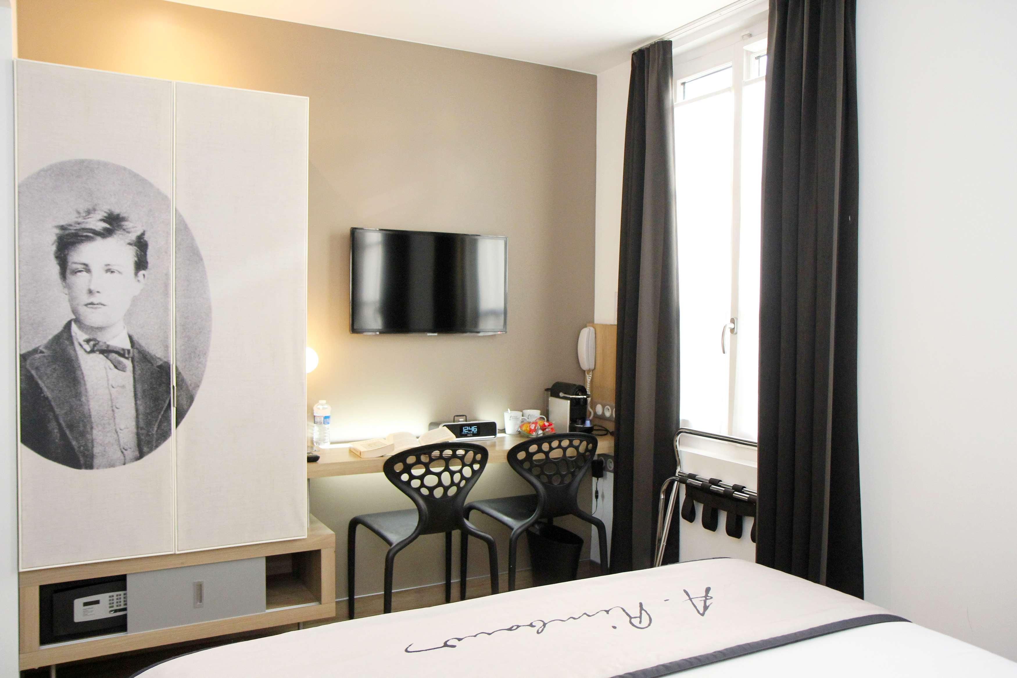 Hotel Litteraire Arthur Rimbaud, BW Signature Collection Paris Bagian luar foto